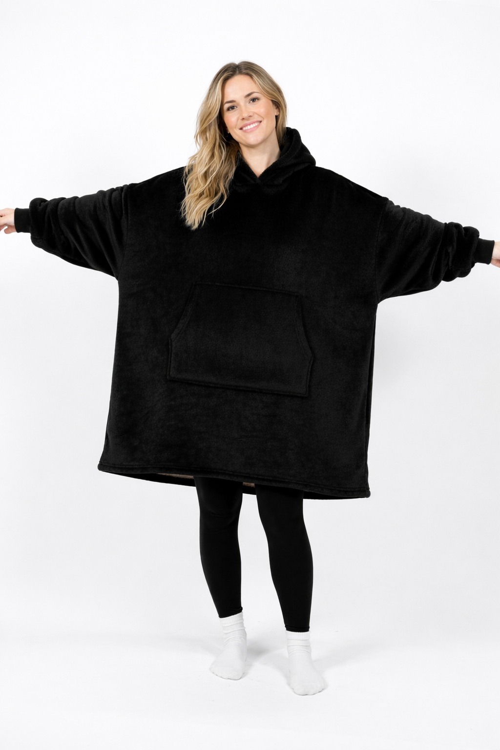 Winterhugs Black Wearable Blanket